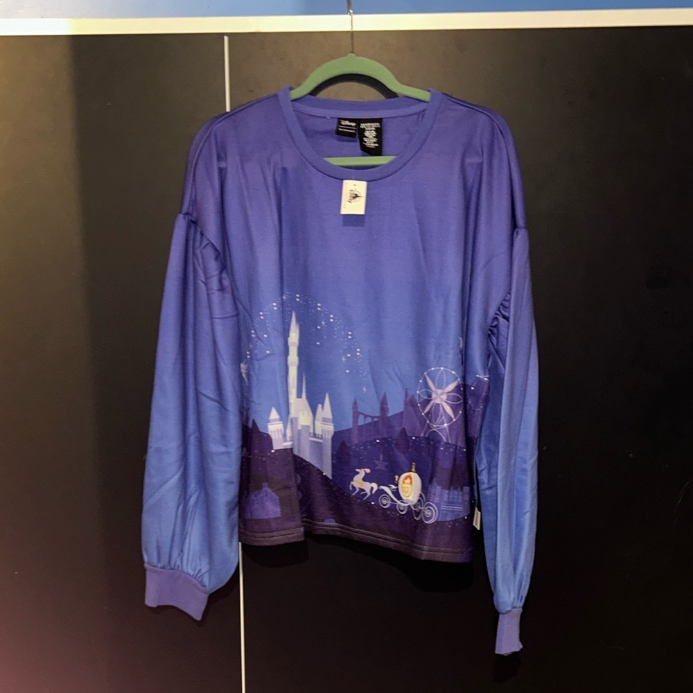 Disney Cinderella Scene Sweatshirt- HER UNIVERSE. NWT. Ruffled shoulders/sleeves